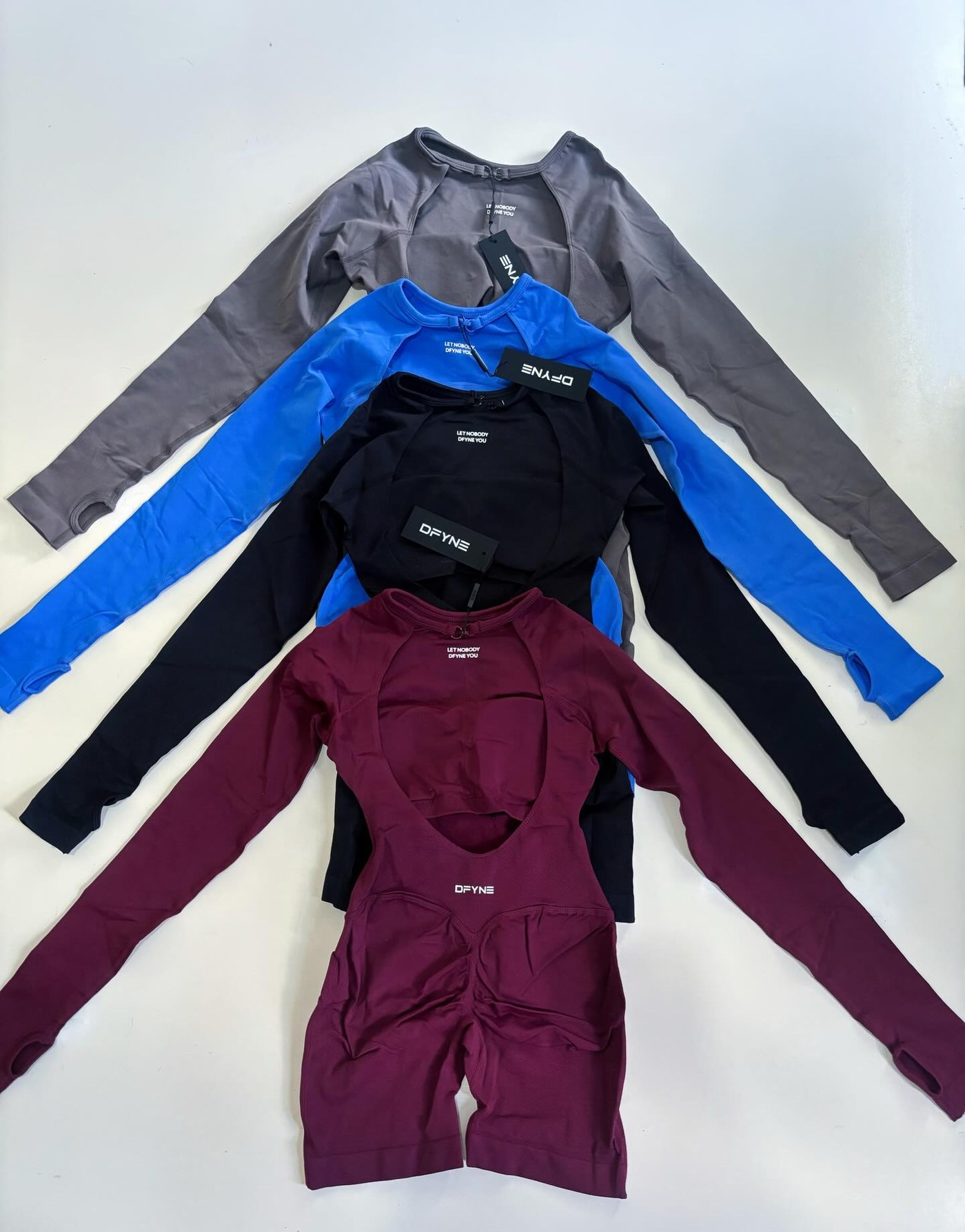 Tops, polos y casacas